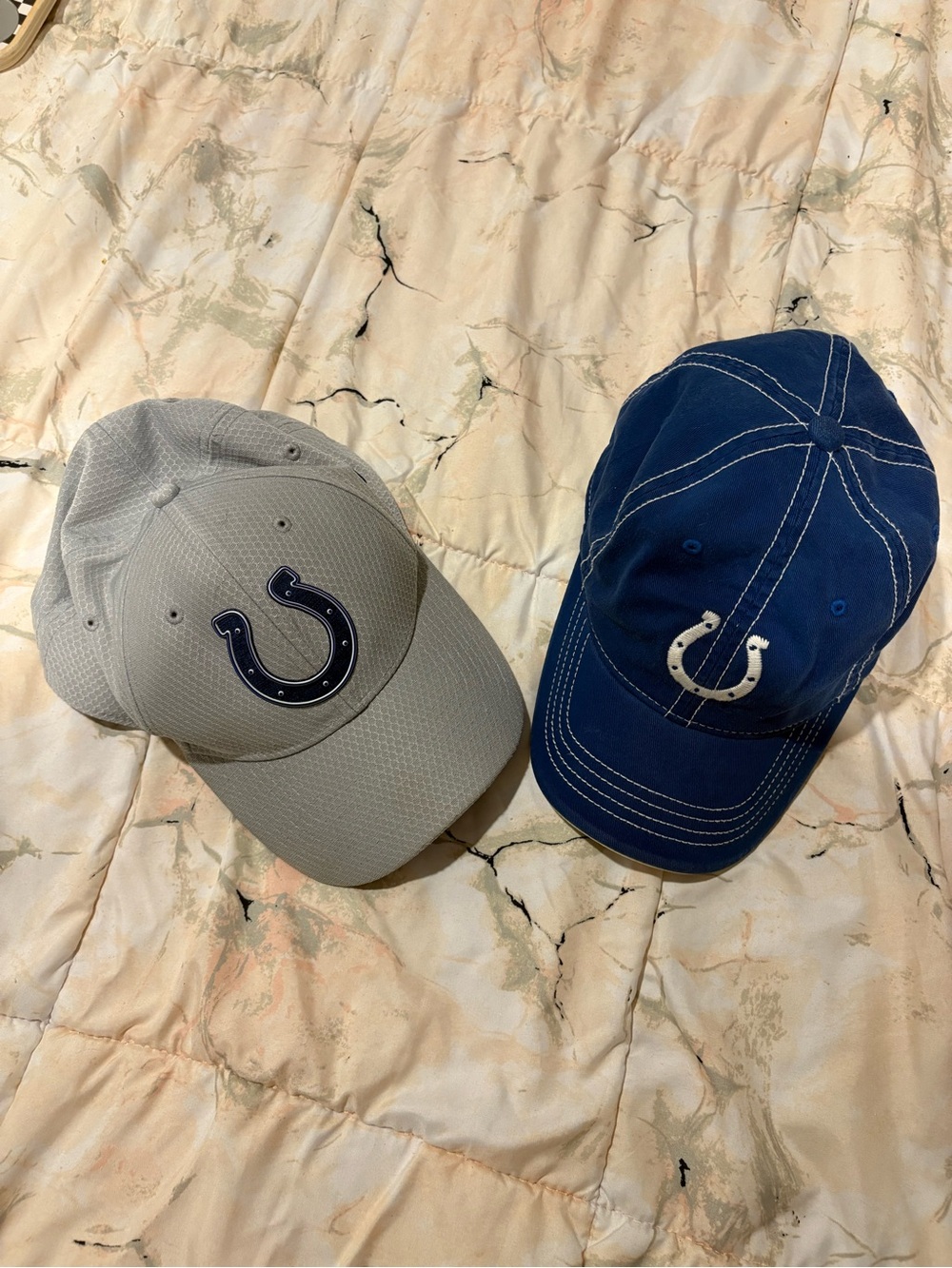 Indianapolis Colts NFL Hat Bundle Reebok + New Era 39THIRTY 2 Caps